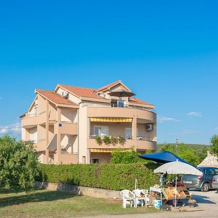 Apartments Lotus Sukošan Zewnętrze zdjęcie