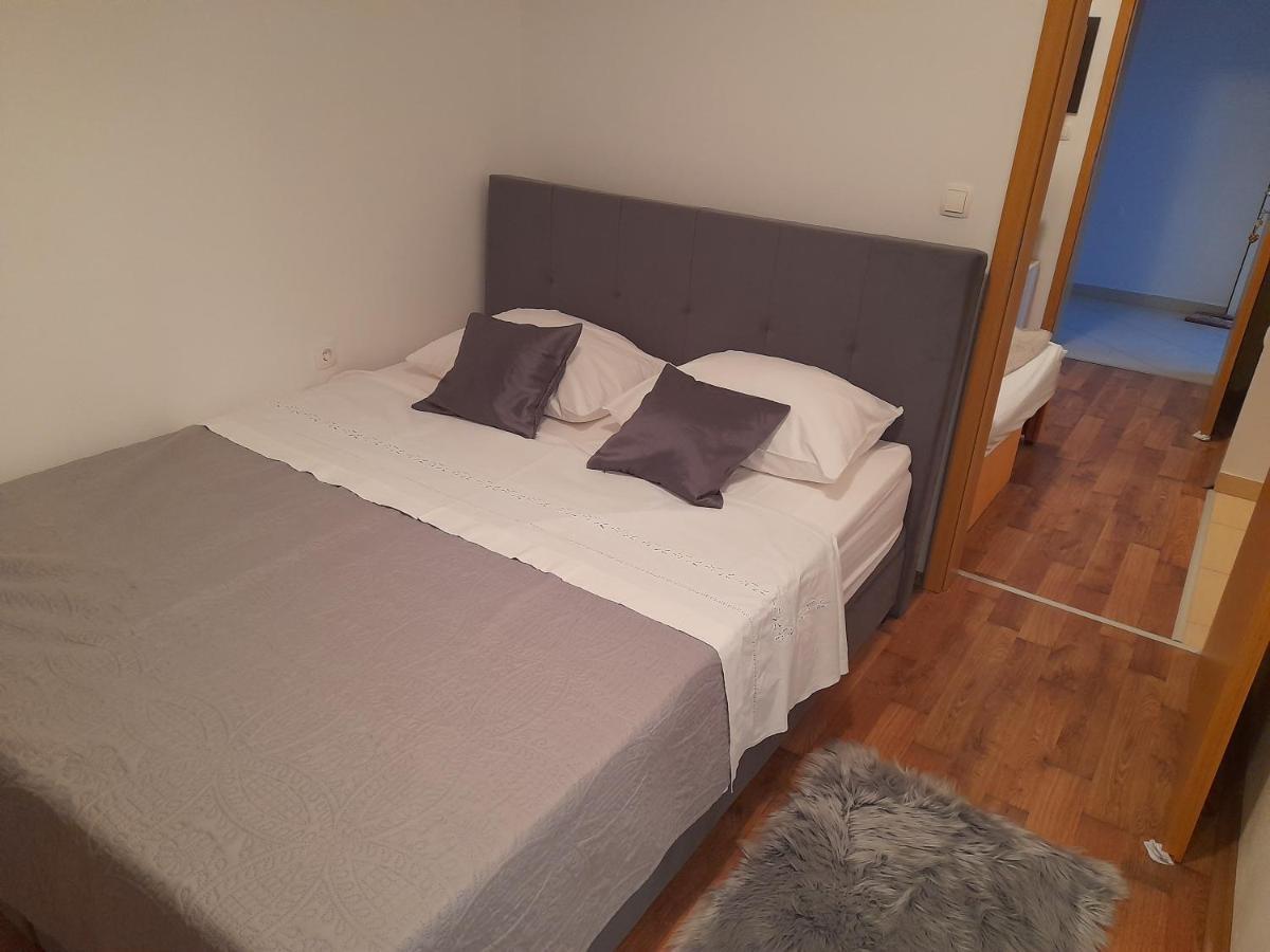 Apartments Lotus Sukošan Zewnętrze zdjęcie