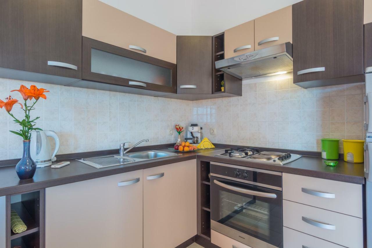 Apartments Lotus Sukošan Zewnętrze zdjęcie