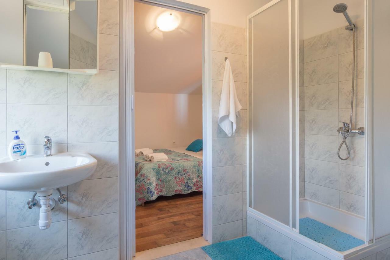 Apartments Lotus Sukošan Zewnętrze zdjęcie